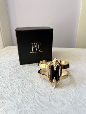 I.N.C. Hinged Gold Cuff Bracelet Black Rectangular Stone Crystal Accents Box